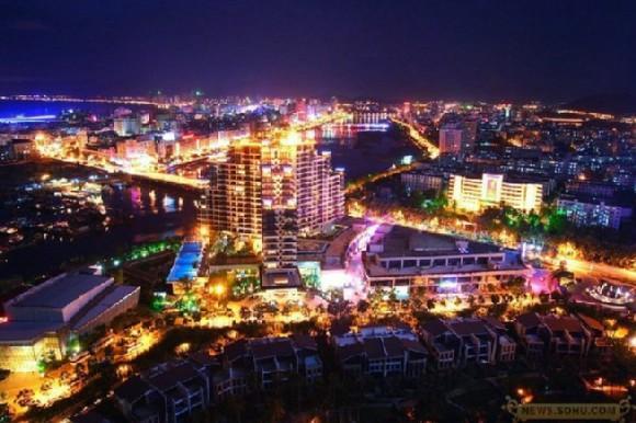 香港資料正版大全2025，智能生態(tài)發(fā)展的專注之力，香港正版資料大全2025，智能生態(tài)發(fā)展的專注焦點