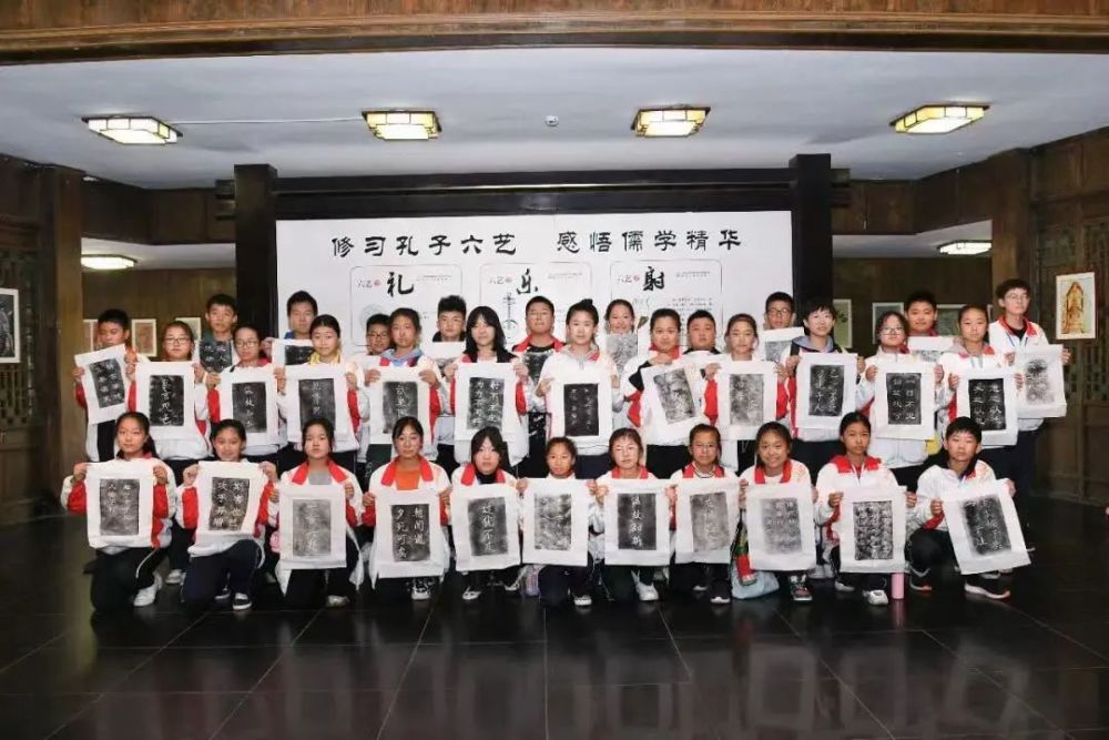 香港二四六天免費(fèi)開獎(jiǎng)9944期，一網(wǎng)打盡最新開獎(jiǎng)信息，香港二四六天最新開獎(jiǎng)信息9944期一網(wǎng)打盡